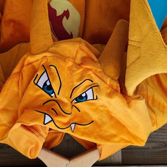 POKEMON Charizard Costume Juniors XL 14-16 - Picture 2 of 7